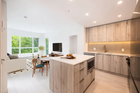 406 3594 Malsum Drive, North Vancouver