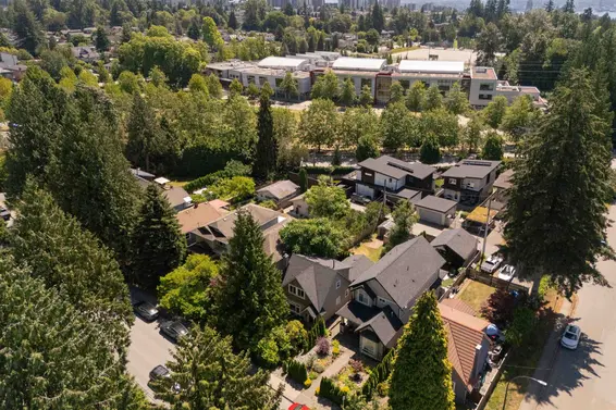 457 West 23rd Street, North Vancouver For Sale - image 35