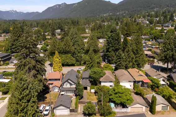 457 West 23rd Street, North Vancouver For Sale - image 37