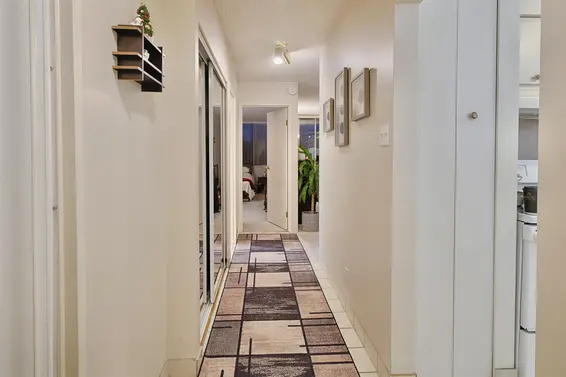 1205 2020 Fullerton Avenue, North Vancouver For Sale - image 7