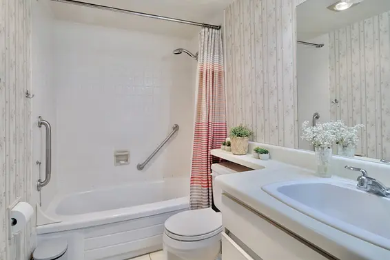1205 2020 Fullerton Avenue, North Vancouver For Sale - image 8