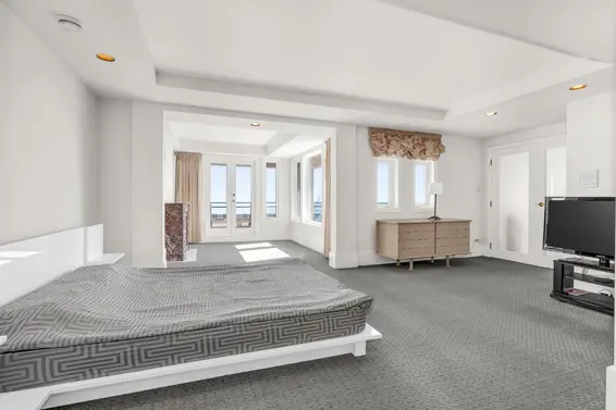 1437 Bramwell Road, West Vancouver For Sale - image 12