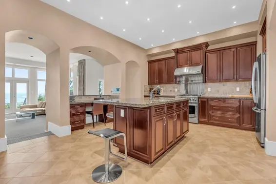 1437 Bramwell Road, West Vancouver For Sale - image 8