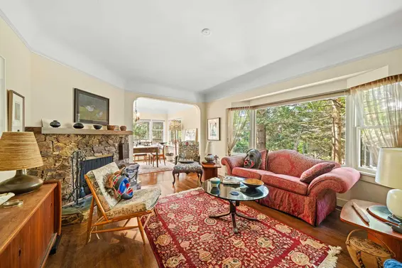 2270 Gordon Avenue, West Vancouver For Sale - image 8