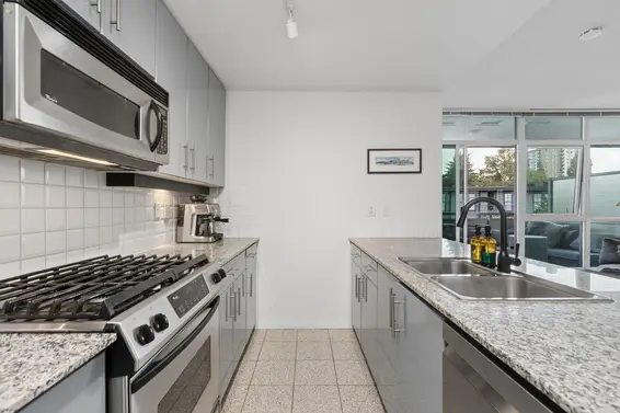 PH 601 100 East Esplanade, North Vancouver For Sale - image 10
