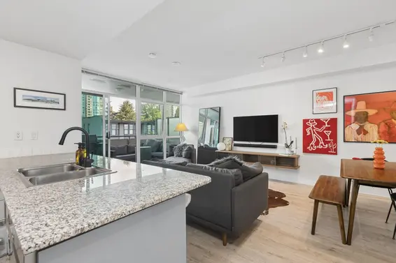 PH 601 100 East Esplanade, North Vancouver For Sale - image 11