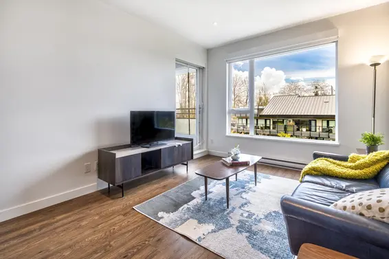 402 1061 Marine Drive, North Vancouver For Sale - image 13