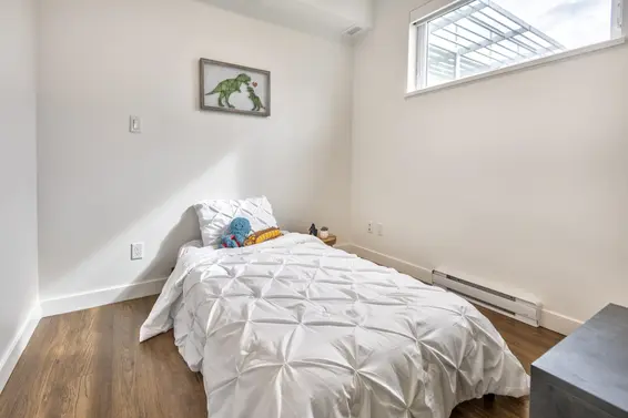 402 1061 Marine Drive, North Vancouver For Sale - image 23