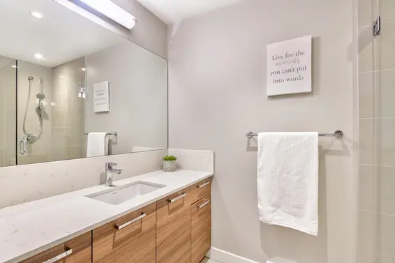 402 1061 Marine Drive, North Vancouver For Sale - image 25