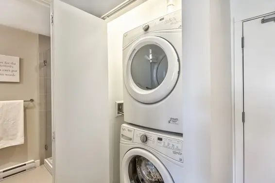 402 1061 Marine Drive, North Vancouver For Sale - image 27