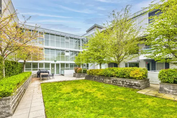 402 1061 Marine Drive, North Vancouver For Sale - image 31