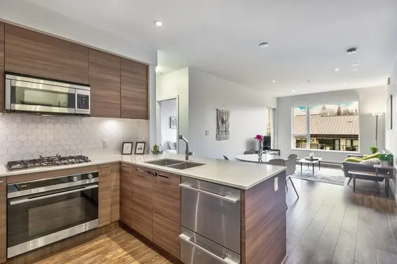 402 1061 Marine Drive, North Vancouver For Sale - image 6