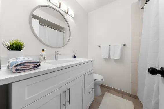 15 834 Premier Street, North Vancouver For Sale - image 10