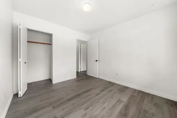 15 834 Premier Street, North Vancouver For Sale - image 22