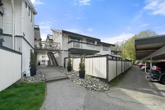 15 834 Premier Street, North Vancouver For Sale - image 27
