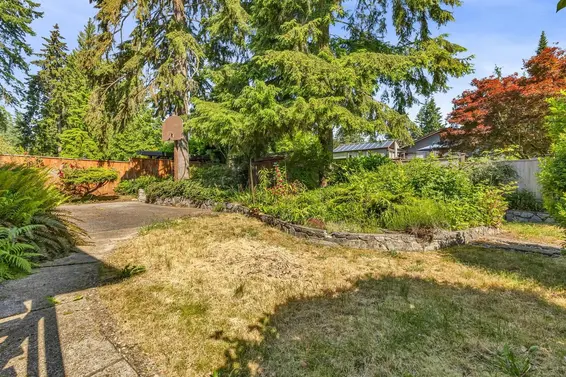 2582 Shelley Road, North Vancouver For Sale - image 11