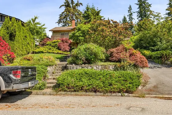 2582 Shelley Road, North Vancouver For Sale - image 4