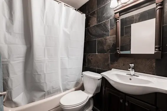 303 2615 Lonsdale Avenue, North Vancouver For Sale - image 12