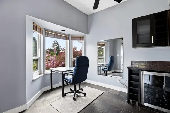 303 2615 Lonsdale Avenue, North Vancouver For Sale - image 13