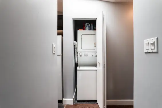 303 2615 Lonsdale Avenue, North Vancouver For Sale - image 14