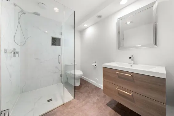 201 2408 Haywood Avenue, West Vancouver For Sale - image 27
