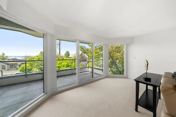 201 2408 Haywood Avenue, West Vancouver For Sale - image 3