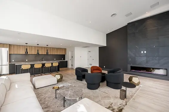 1604 1401 Hunter Street, North Vancouver For Sale - image 11