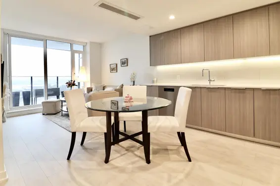 1604 1401 Hunter Street, North Vancouver For Sale - image 3