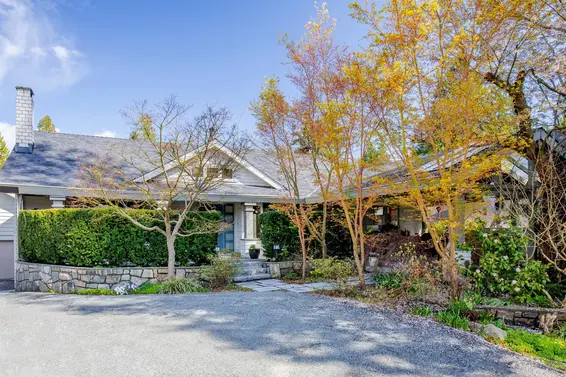 1082 Lodge Road, North Vancouver