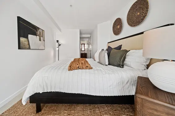 409 122 East 3rd Street, North Vancouver For Sale - image 22