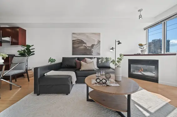 409 122 East 3rd Street, North Vancouver For Sale - image 3