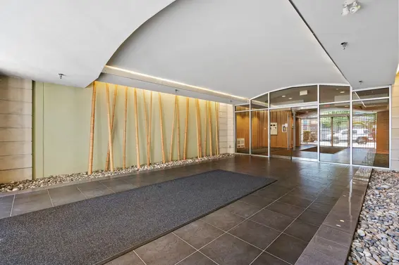 409 122 East 3rd Street, North Vancouver For Sale - image 30
