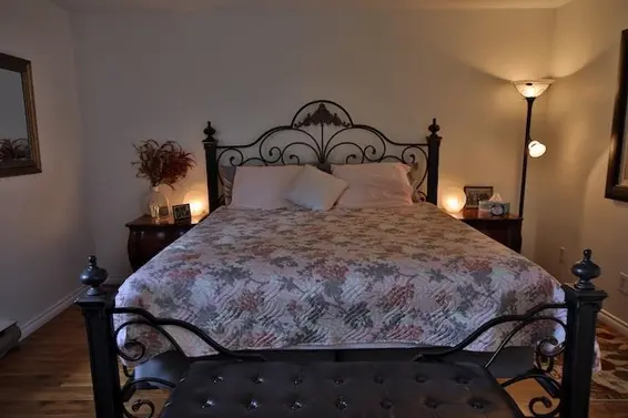 1147 Montroyal Boulevard, North Vancouver For Sale - image 14