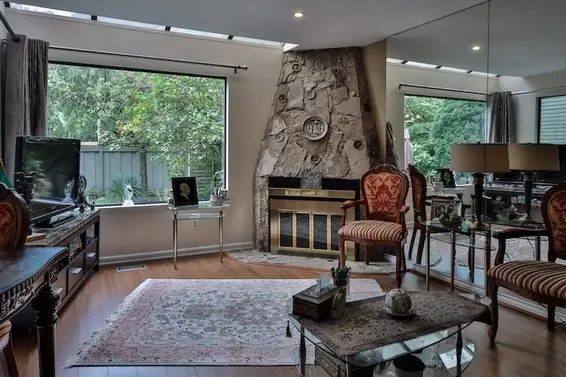 1147 Montroyal Boulevard, North Vancouver For Sale - image 8