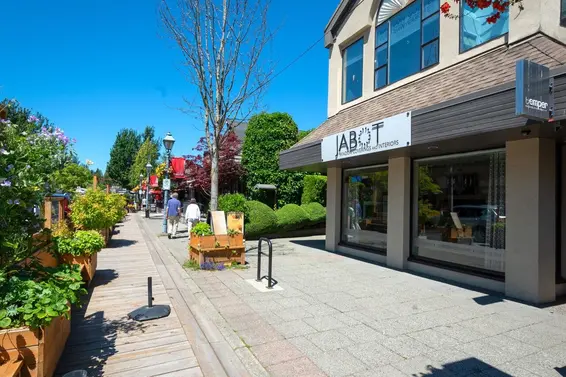 203 225 24th Street, West Vancouver For Sale - image 9