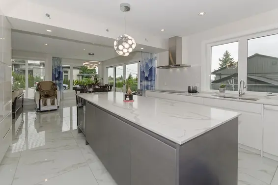 2010 Queens Avenue, West Vancouver For Sale - image 13