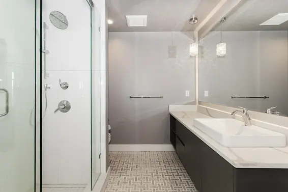 2010 Queens Avenue, West Vancouver For Sale - image 18