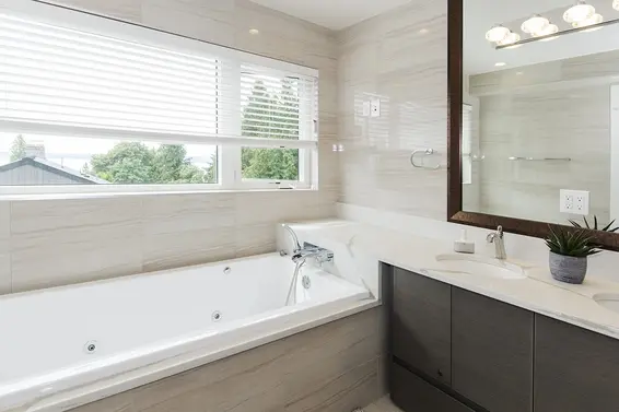 2010 Queens Avenue, West Vancouver For Sale - image 24