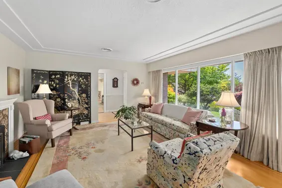 946 Beaumont Drive, North Vancouver For Sale - image 10