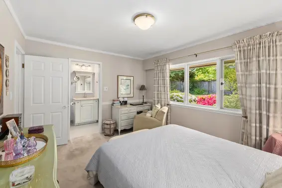 946 Beaumont Drive, North Vancouver For Sale - image 20