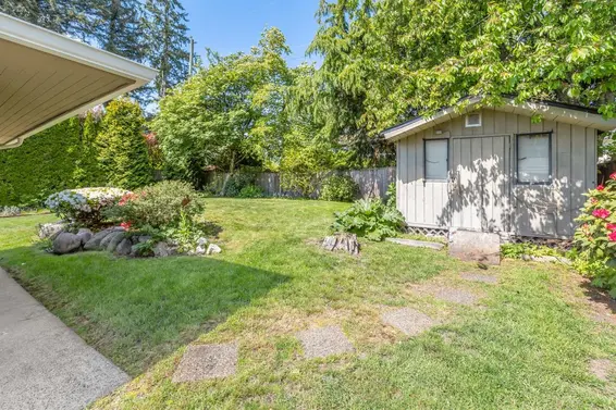 946 Beaumont Drive, North Vancouver For Sale - image 34