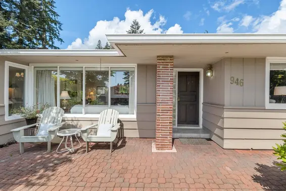 946 Beaumont Drive, North Vancouver For Sale - image 5