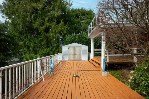 647 Blueridge Avenue, North Vancouver For Sale - image 37