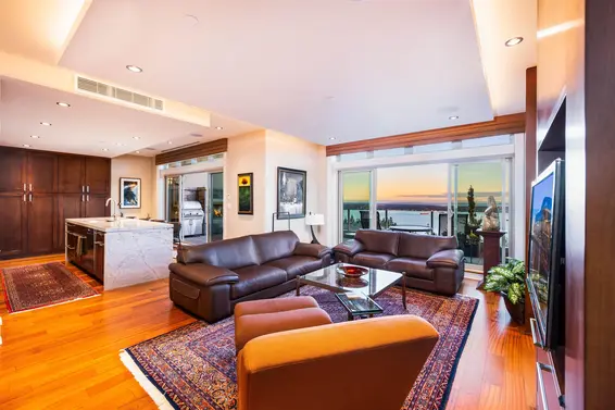 101 2535 Garden Court, West Vancouver For Sale - image 10