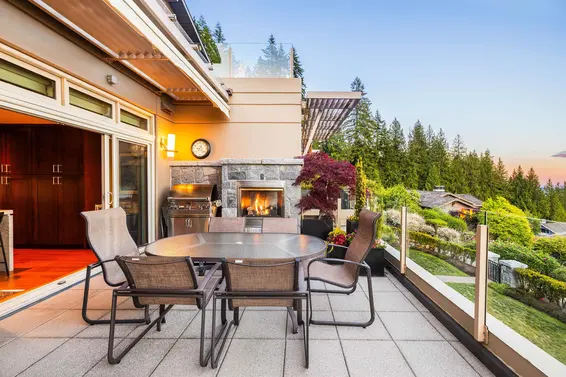 101 2535 Garden Court, West Vancouver For Sale - image 17