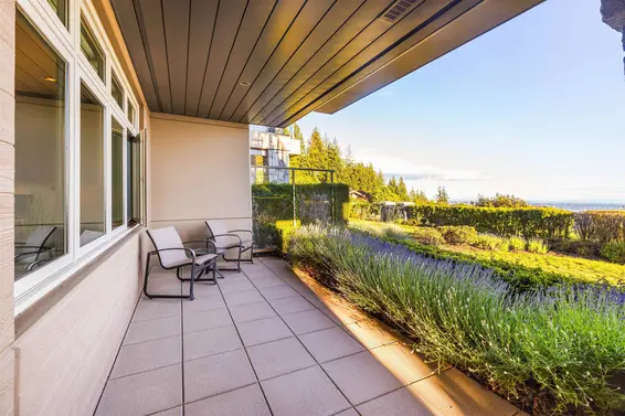 101 2535 Garden Court, West Vancouver For Sale - image 32