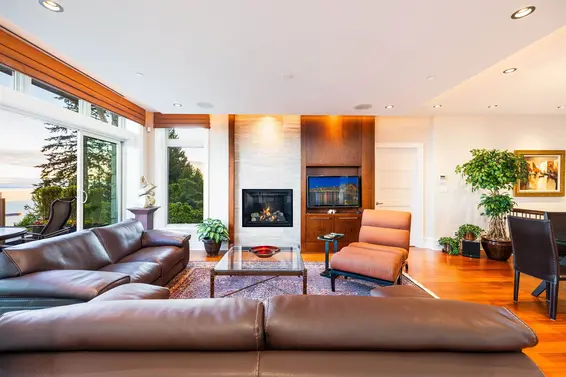 101 2535 Garden Court, West Vancouver For Sale - image 8