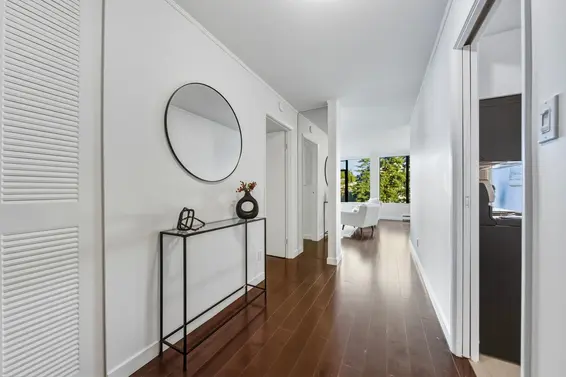 704 1480 Duchess Avenue, West Vancouver For Sale - image 4