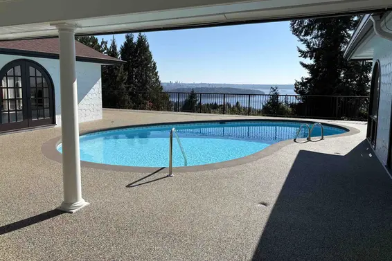 1355 Tyrol Road, West Vancouver For Sale - image 4