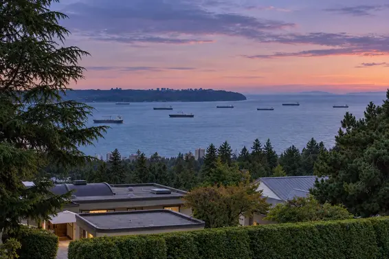 1355 Tyrol Road, West Vancouver For Sale - image 8